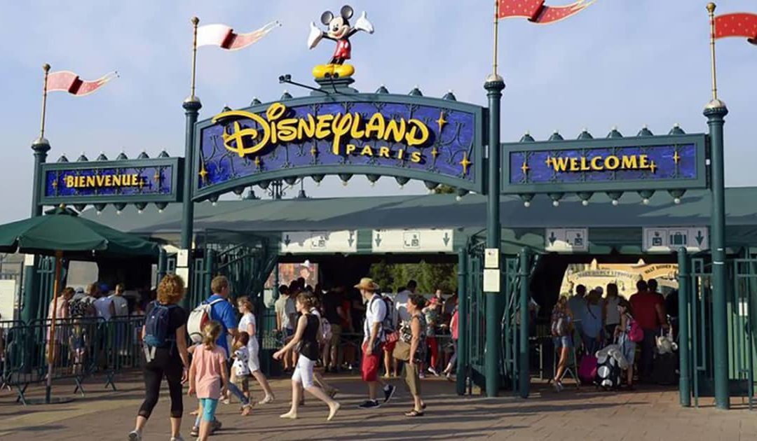 Disneyland condamné pour un licenciement abusif fondé sur une conversation Facebook